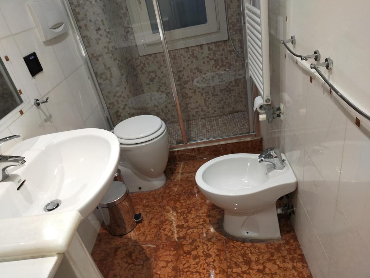 Biennale Apartment Near San Marco Venice Luaran gambar