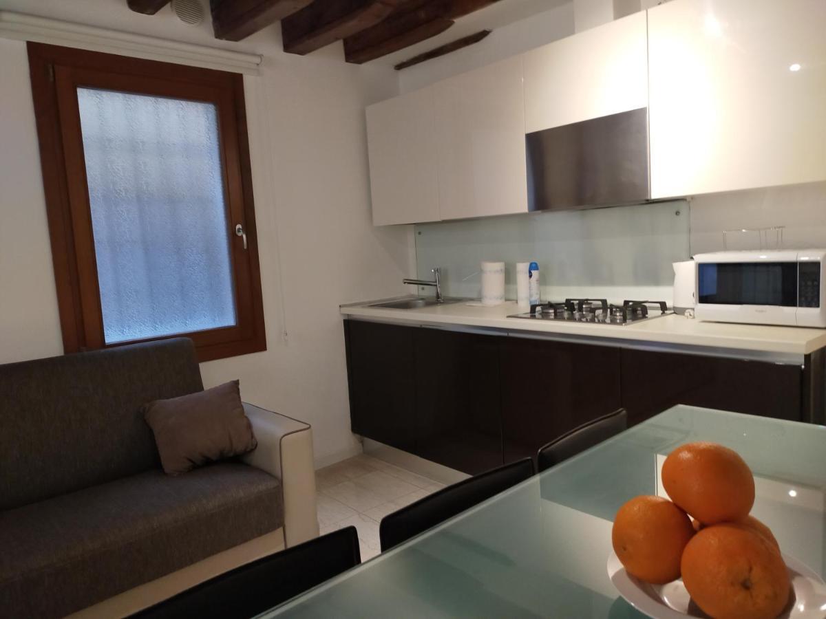 Biennale Apartment Near San Marco Venice Luaran gambar