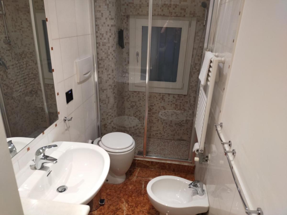 Biennale Apartment Near San Marco Venice Luaran gambar