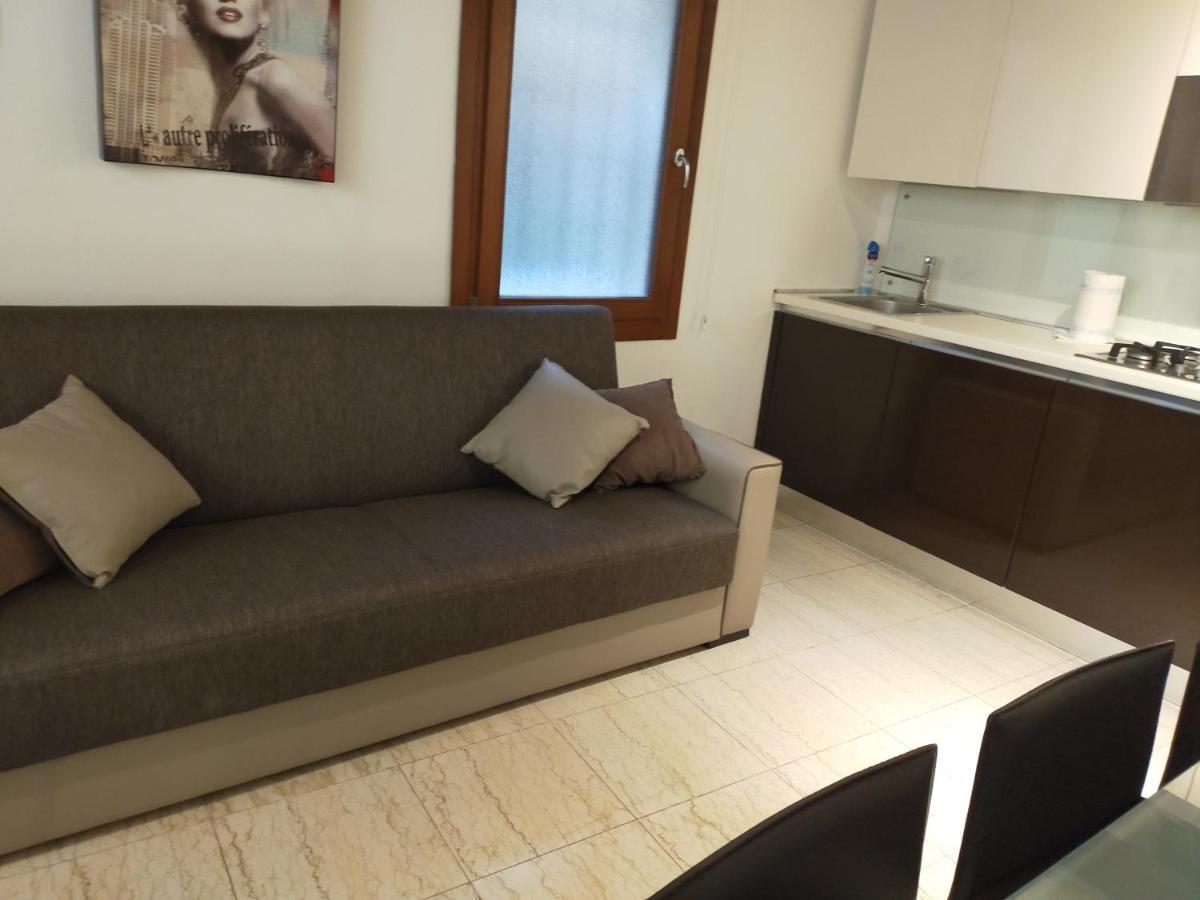 Biennale Apartment Near San Marco Venice Luaran gambar